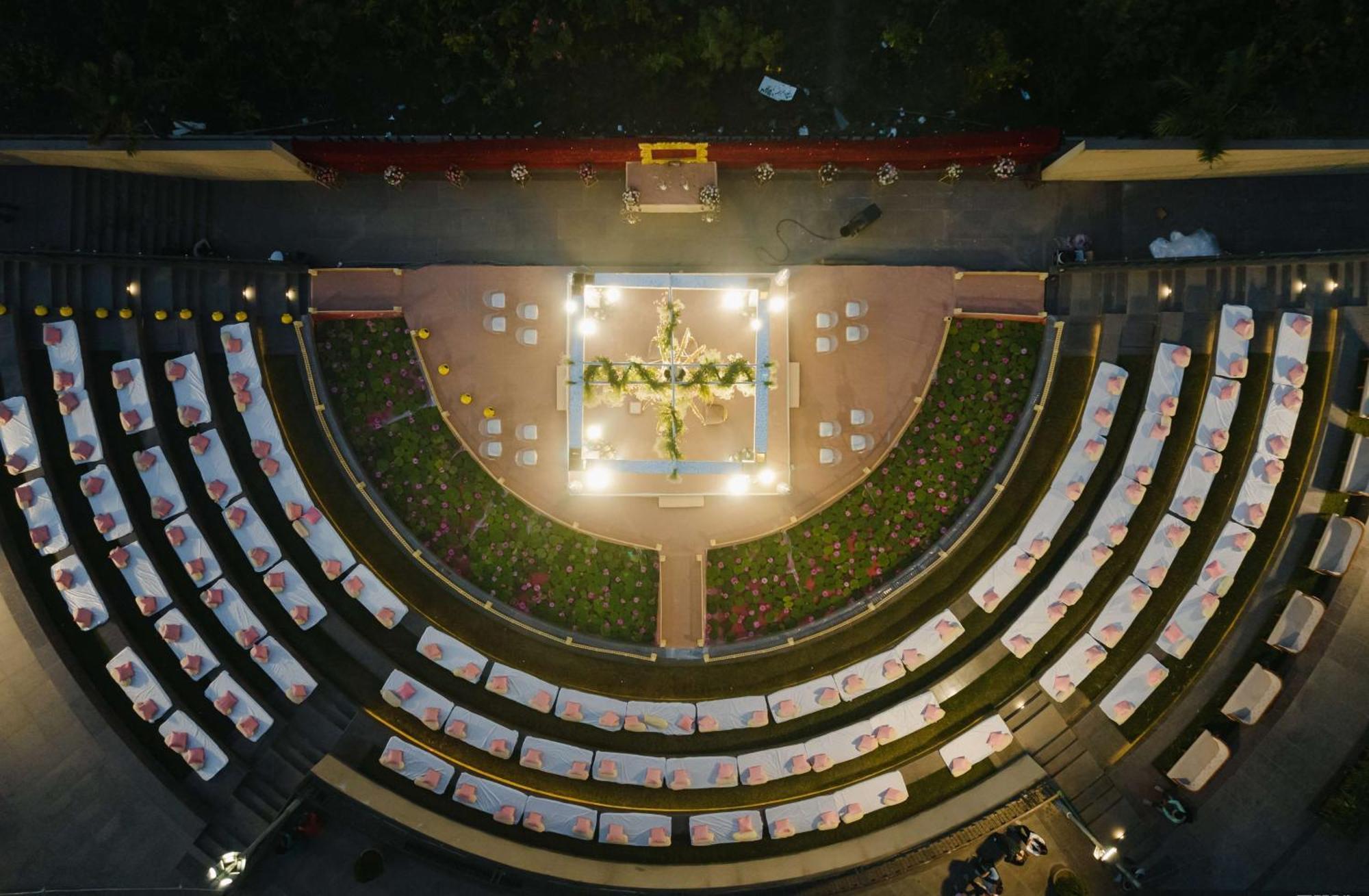 Gift City Club, A Member Of Radisson Individuals Gandhinagar Exterior foto